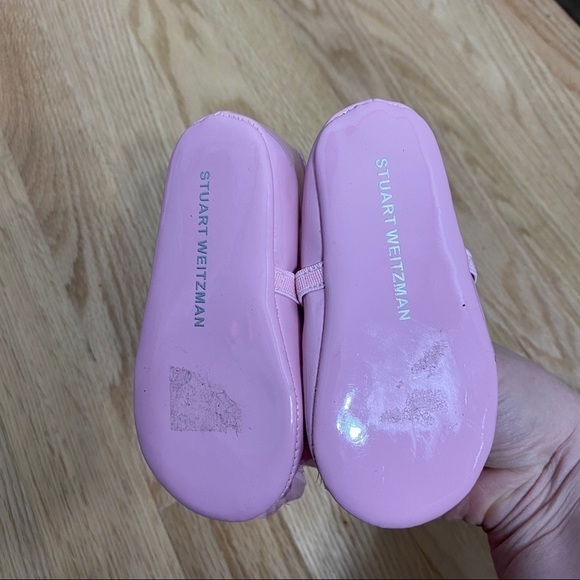 Stuart Weitzman Baby Bud Floral Toe Shoes Sz 4 - Picture 2 of 3